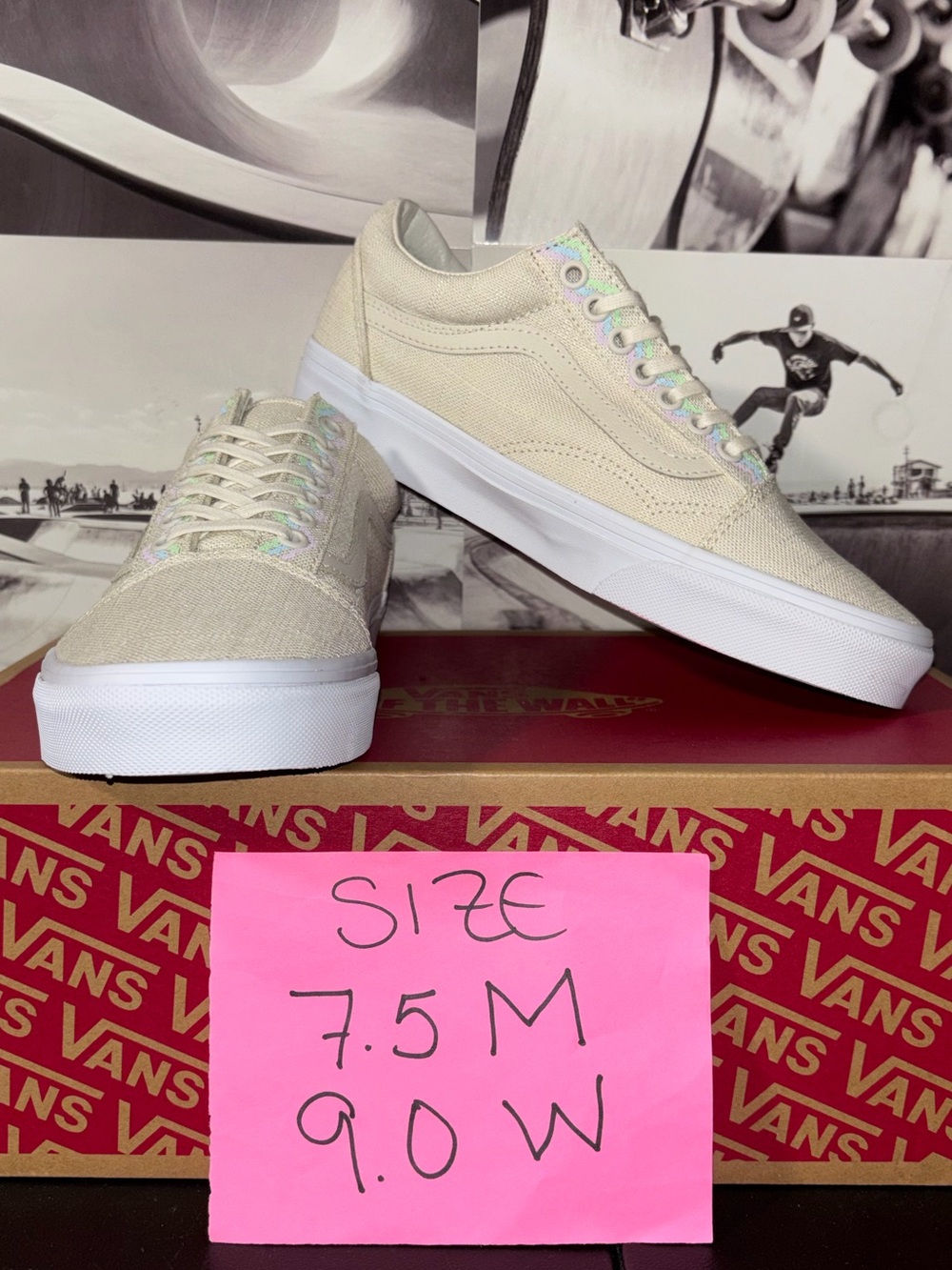 Vans Old Skool sz 7.5 Men’s 9.0 Woman